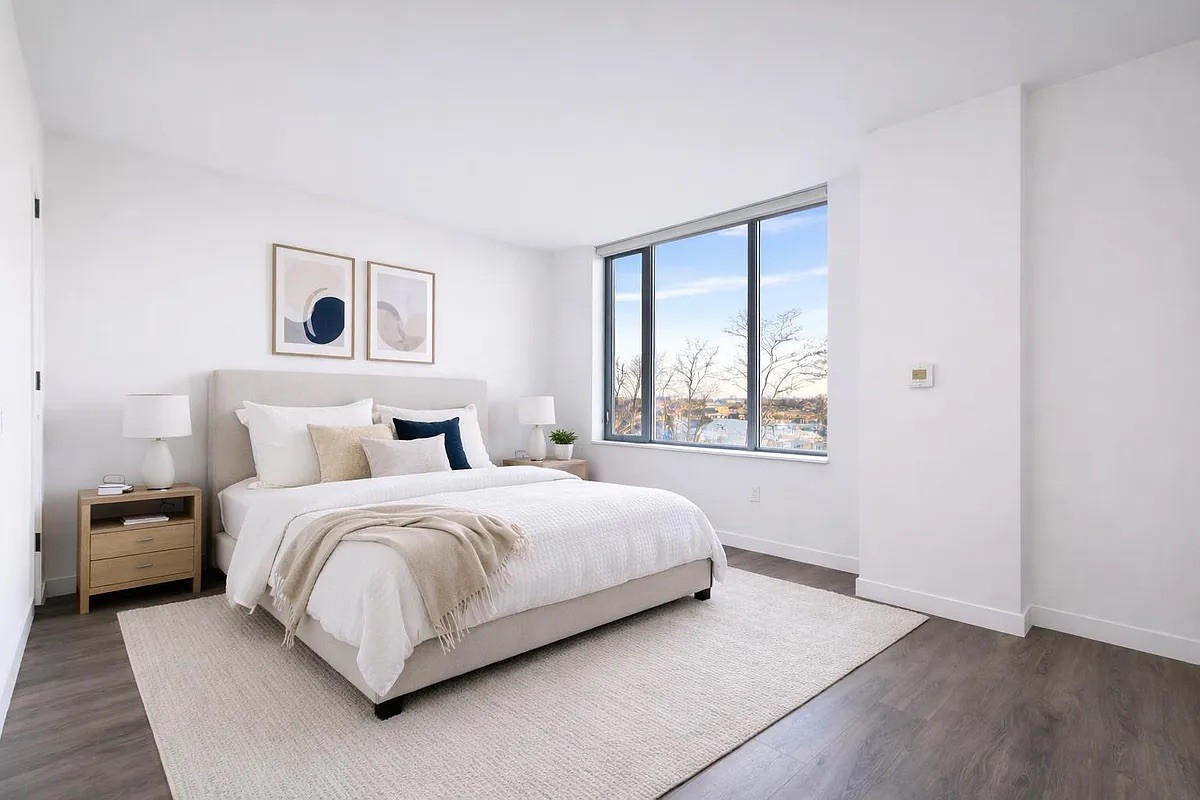 1524 Sheepshead Bay Road, Unit 15F Brooklyn, NY 11235 - Photo 2 of 27 Photo 2
