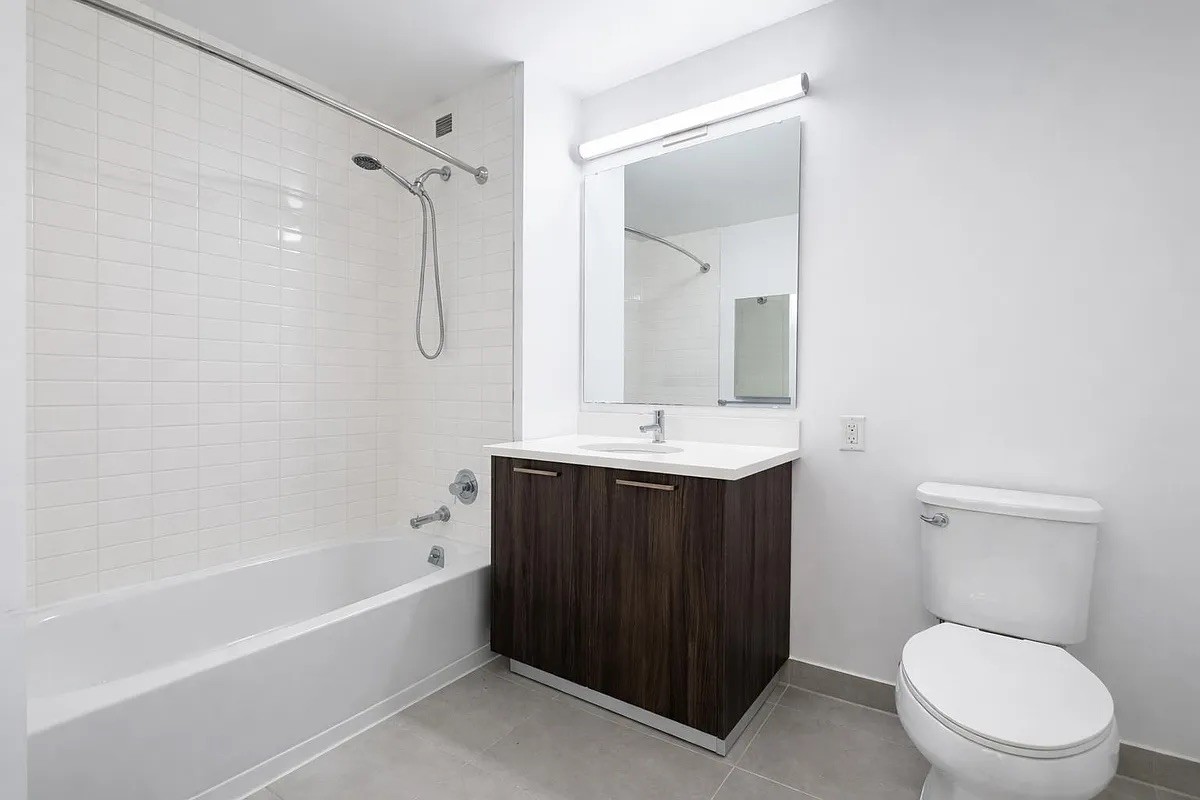 1524 Sheepshead Bay Road, Unit 15F Brooklyn, NY 11235 - Photo 6 of 27 Photo 6