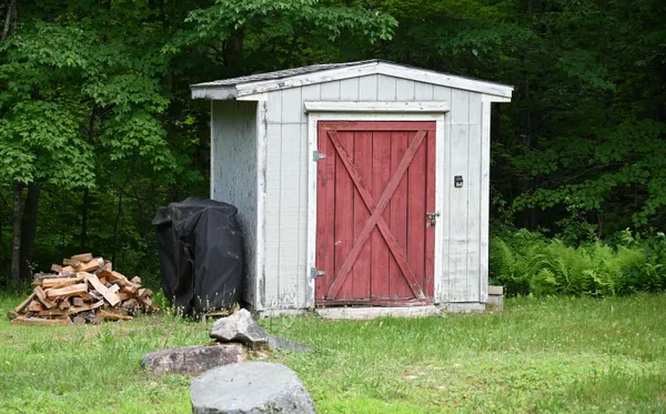 $299,500 | 140 Highway 16B, Ossipee, NH 03814