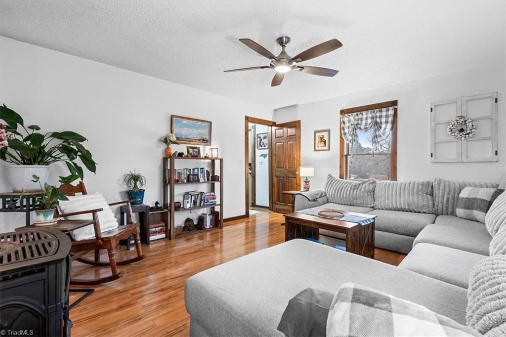 263 Providence Church Road Randleman, NC 27317 - Photo 11 of 41 Gallery Image 11