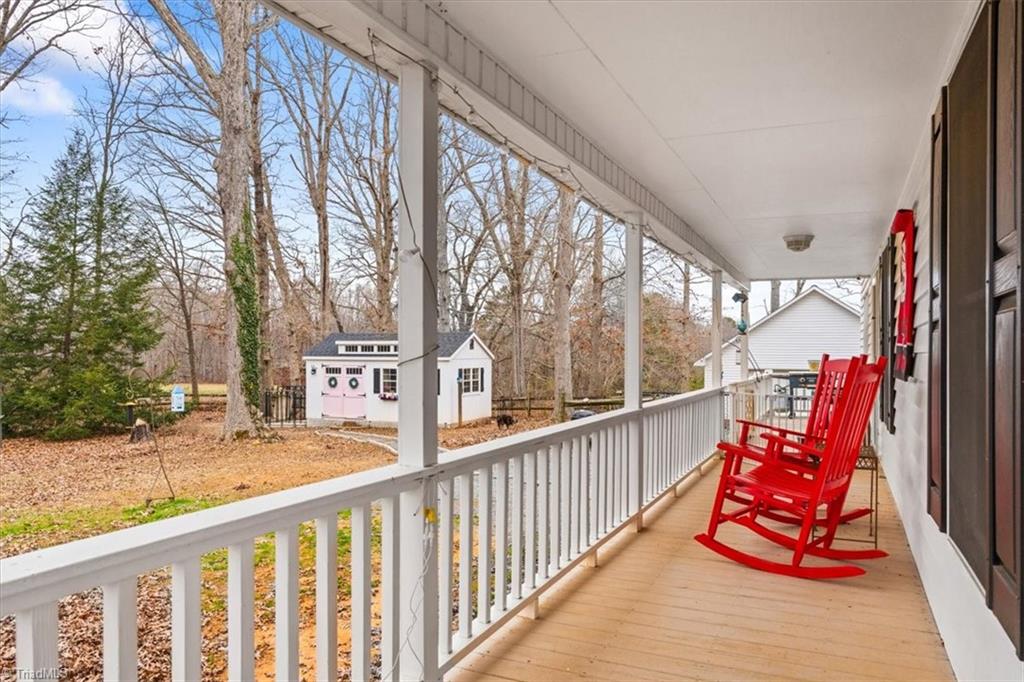 263 Providence Church Road Randleman, NC 27317 - Photo 4 of 41 Gallery Image 4