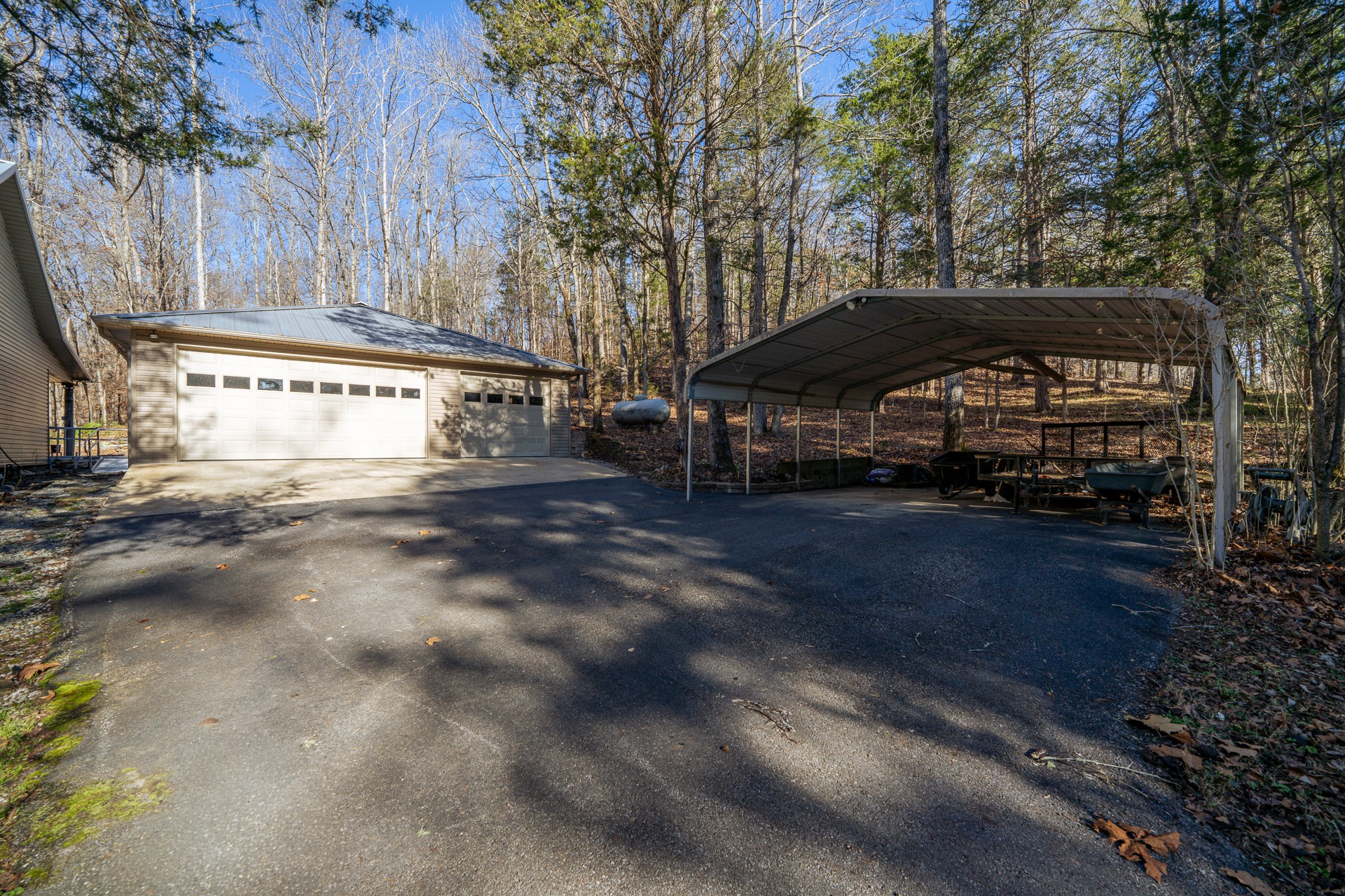 1934 Hog Creek Road Waynesboro, TN 38485 - Photo 6 of 87