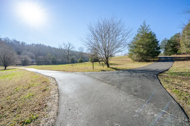 $365,000 | 1934 Hog Creek Road, Waynesboro, TN 38485