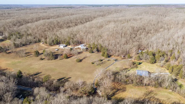 $365,000 | 1934 Hog Creek Road, Waynesboro, TN 38485