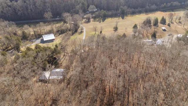 $365,000 | 1934 Hog Creek Road, Waynesboro, TN 38485