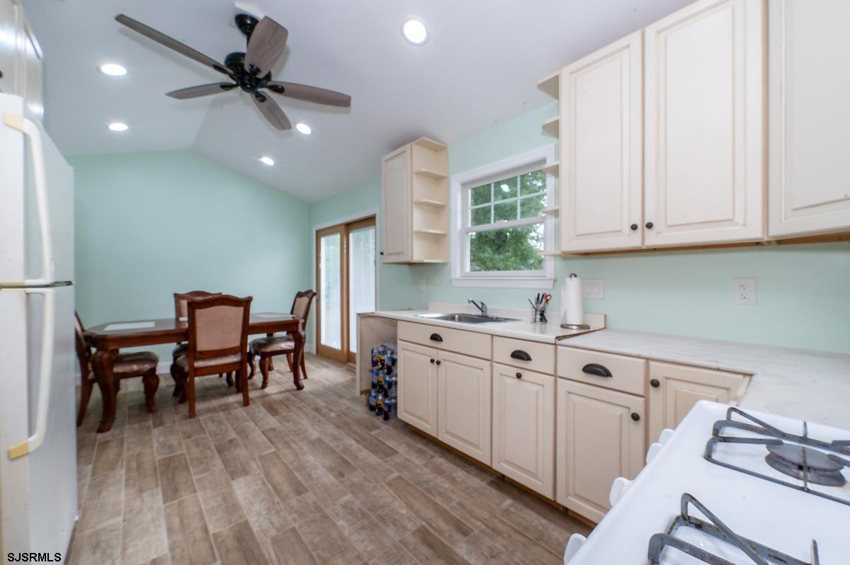 107 Princeton Road Somers Point, NJ 08244 - Photo 14 of 34 Gallery Image 14
