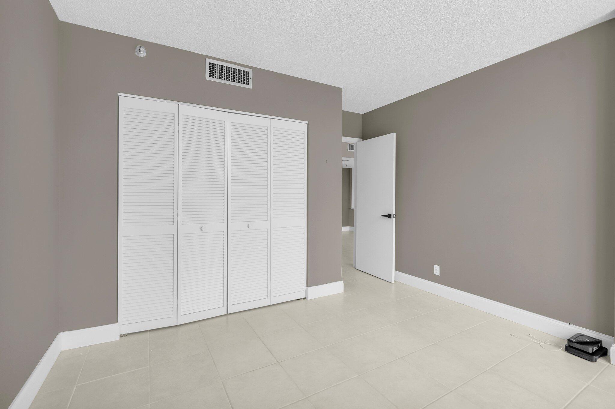 6895 Willow Wood Drive, Unit 1023 Boca Raton, FL 33434 - Photo 23 of 69 23-web-or-mls-DSC_0286