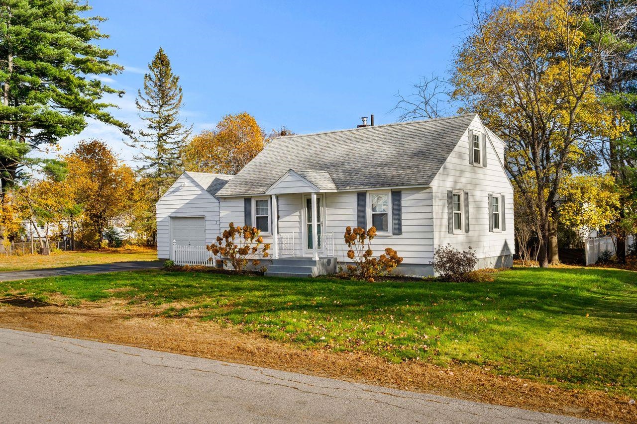 2 Hale Street Rochester, NH 03867 - Photo 26 of 36