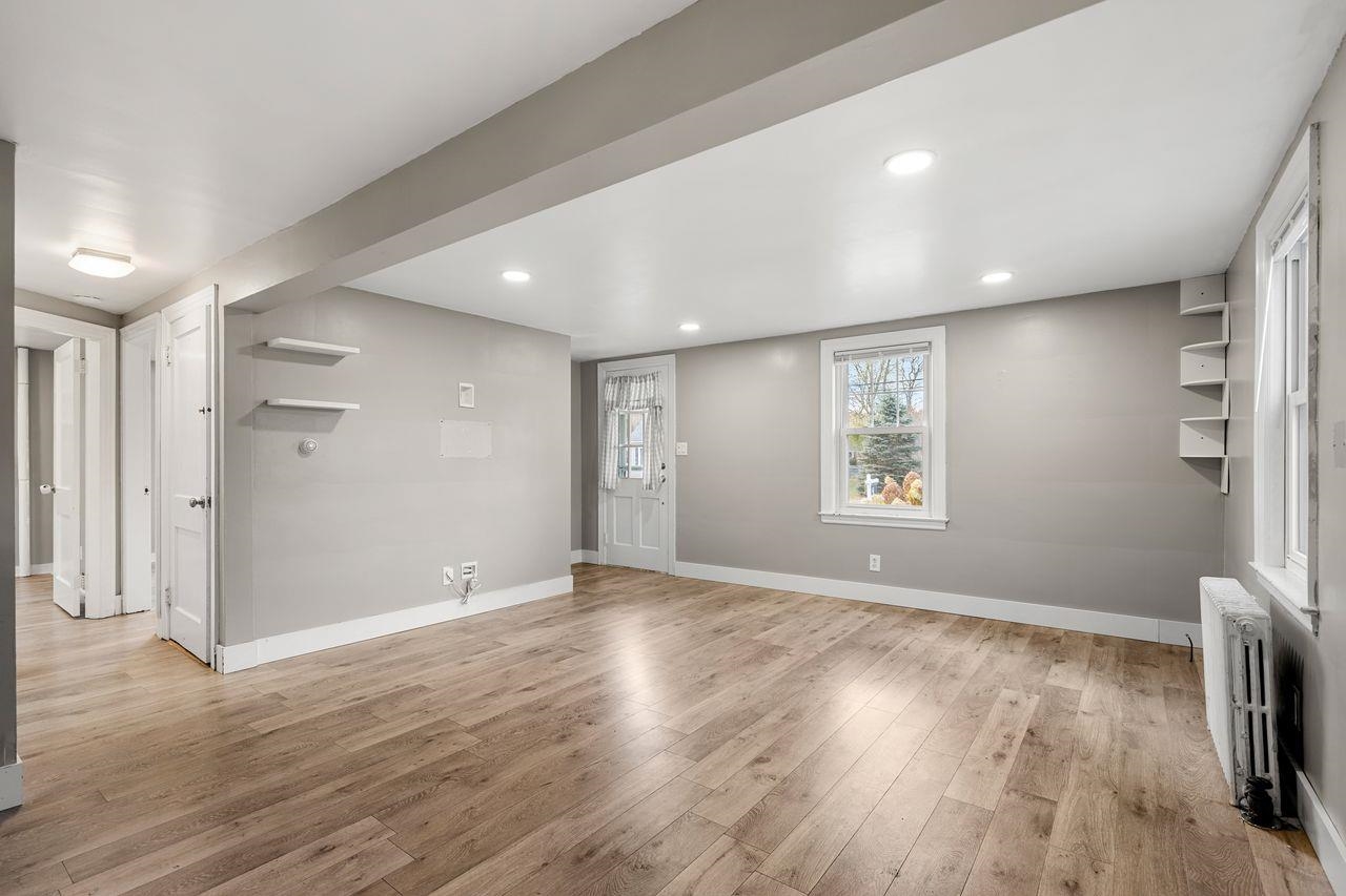 2 Hale Street Rochester, NH 03867 - Photo 3 of 36