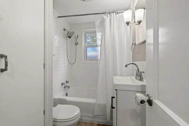 $415,000 | 2 Hale Street, Rochester, NH 03867