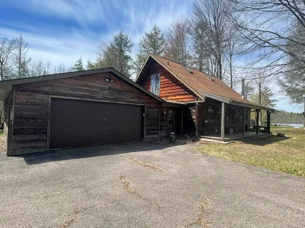 $479,900 | 12631 East Mccomb Ln Mountain, Mountain, WI 54149
