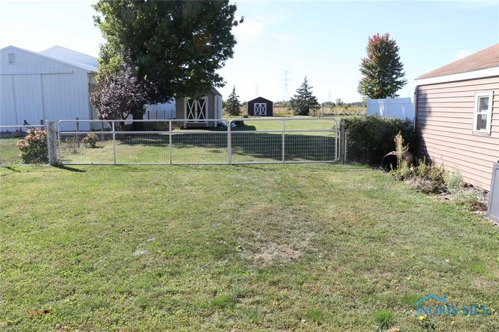 171 North Curtice Road Oregon, OH 43616 - Photo 14 of 17 Gallery Image 14