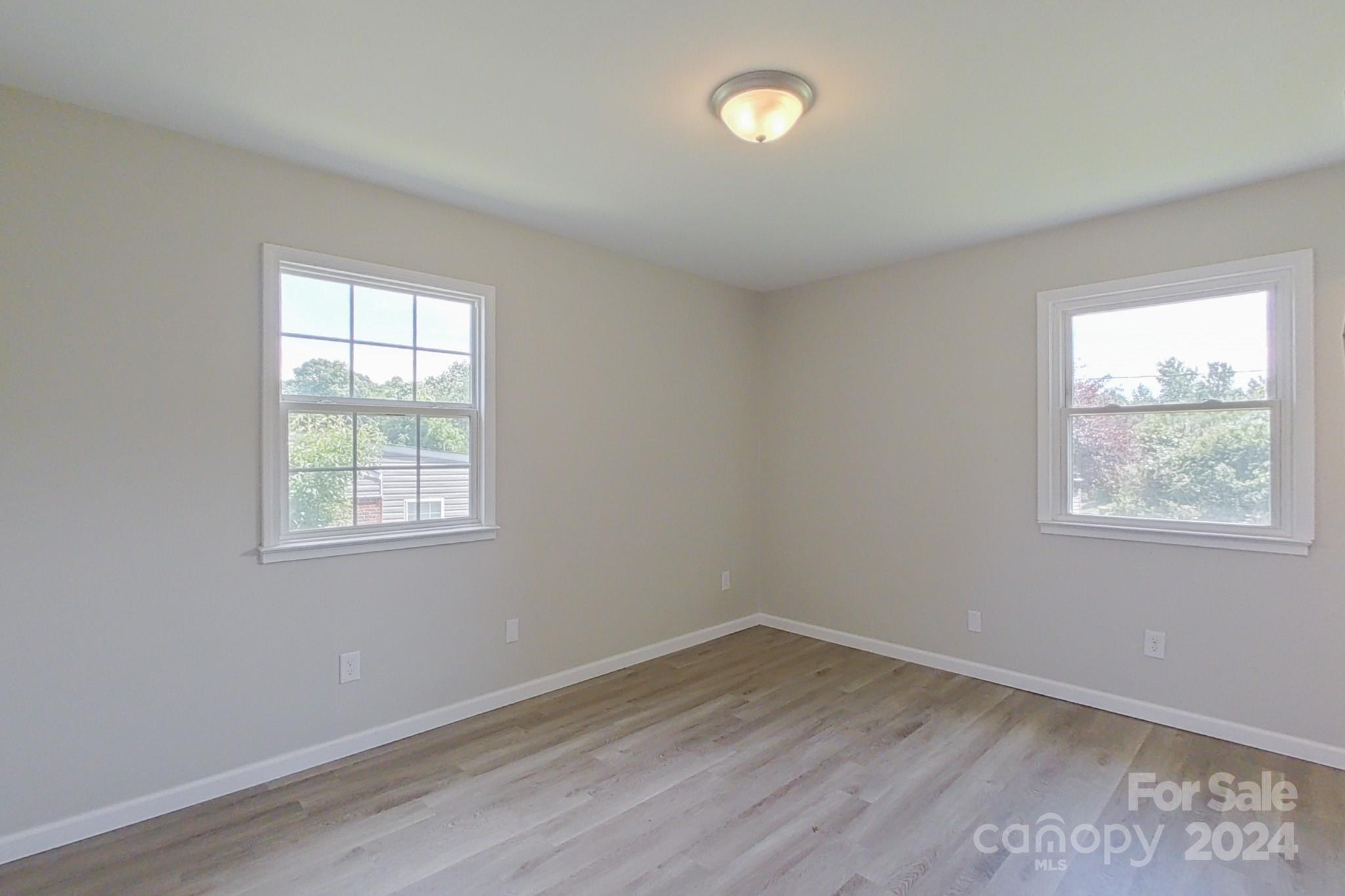 511 Milan Road East Charlotte, NC 28216 - Photo 12 of 29 Gallery Image 12