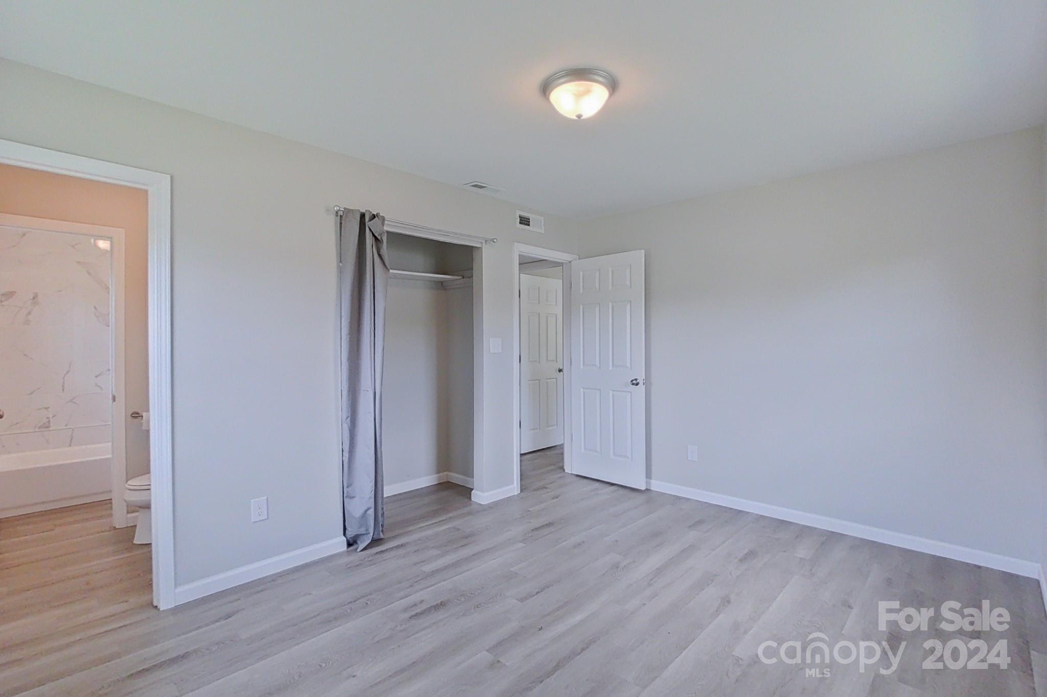 511 Milan Road East Charlotte, NC 28216 - Photo 14 of 29 Gallery Image 14