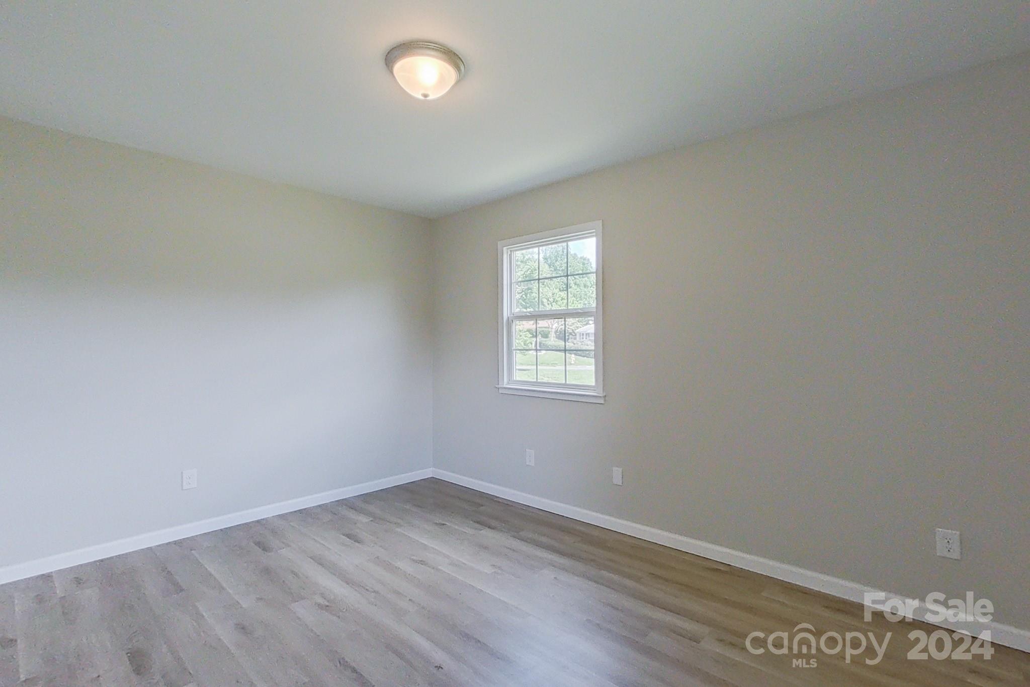 511 Milan Road East Charlotte, NC 28216 - Photo 15 of 29 Gallery Image 15