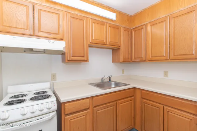 $1,500 | 2006 Central Avenue, Unit 105, Colonie, NY 12205