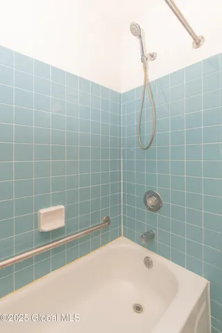 $1,500 | 2006 Central Avenue, Unit 105, Colonie, NY 12205