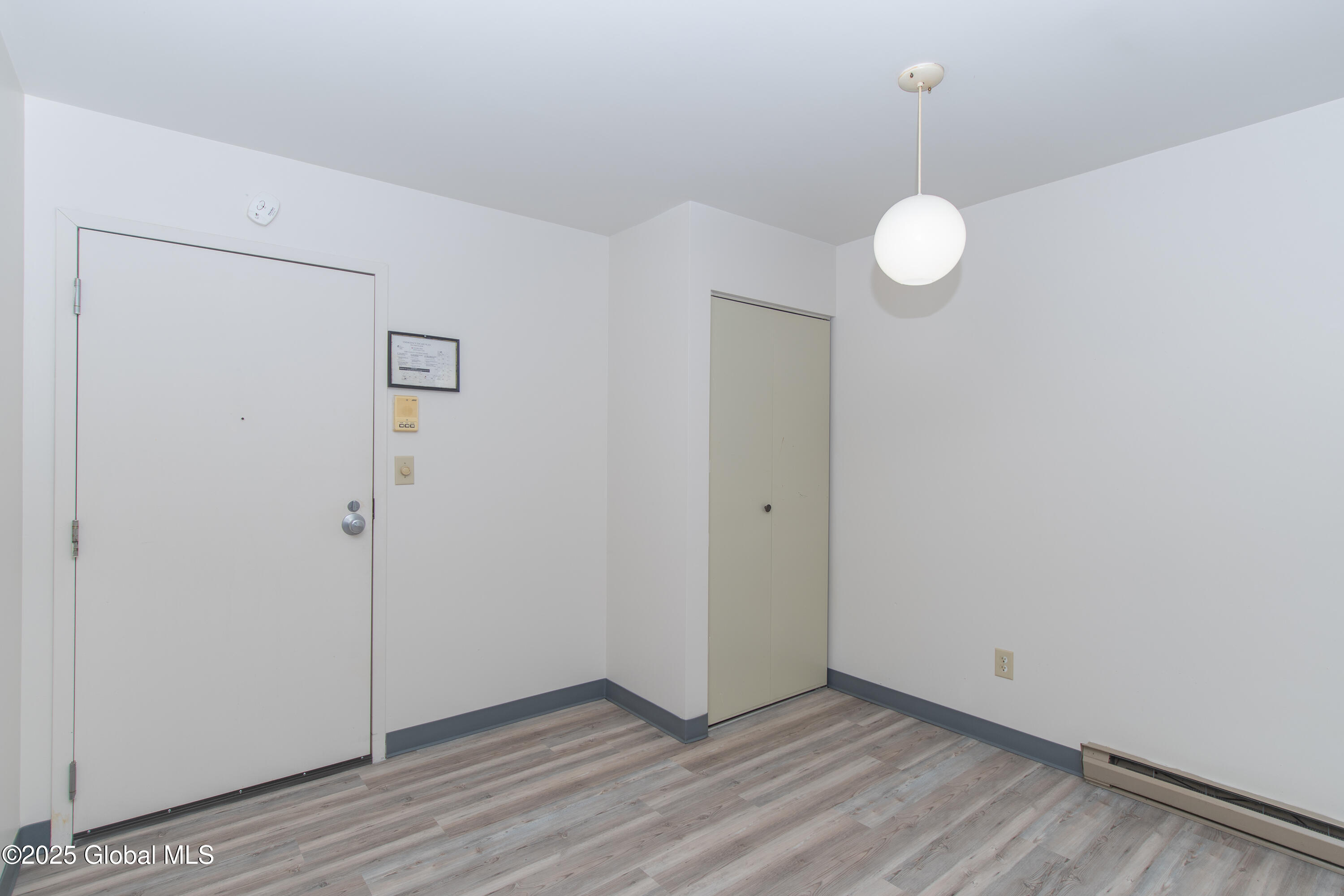 2006 Central Avenue, Unit 105 Colonie, NY 12205 - Photo 6 of 17 2Entry 1