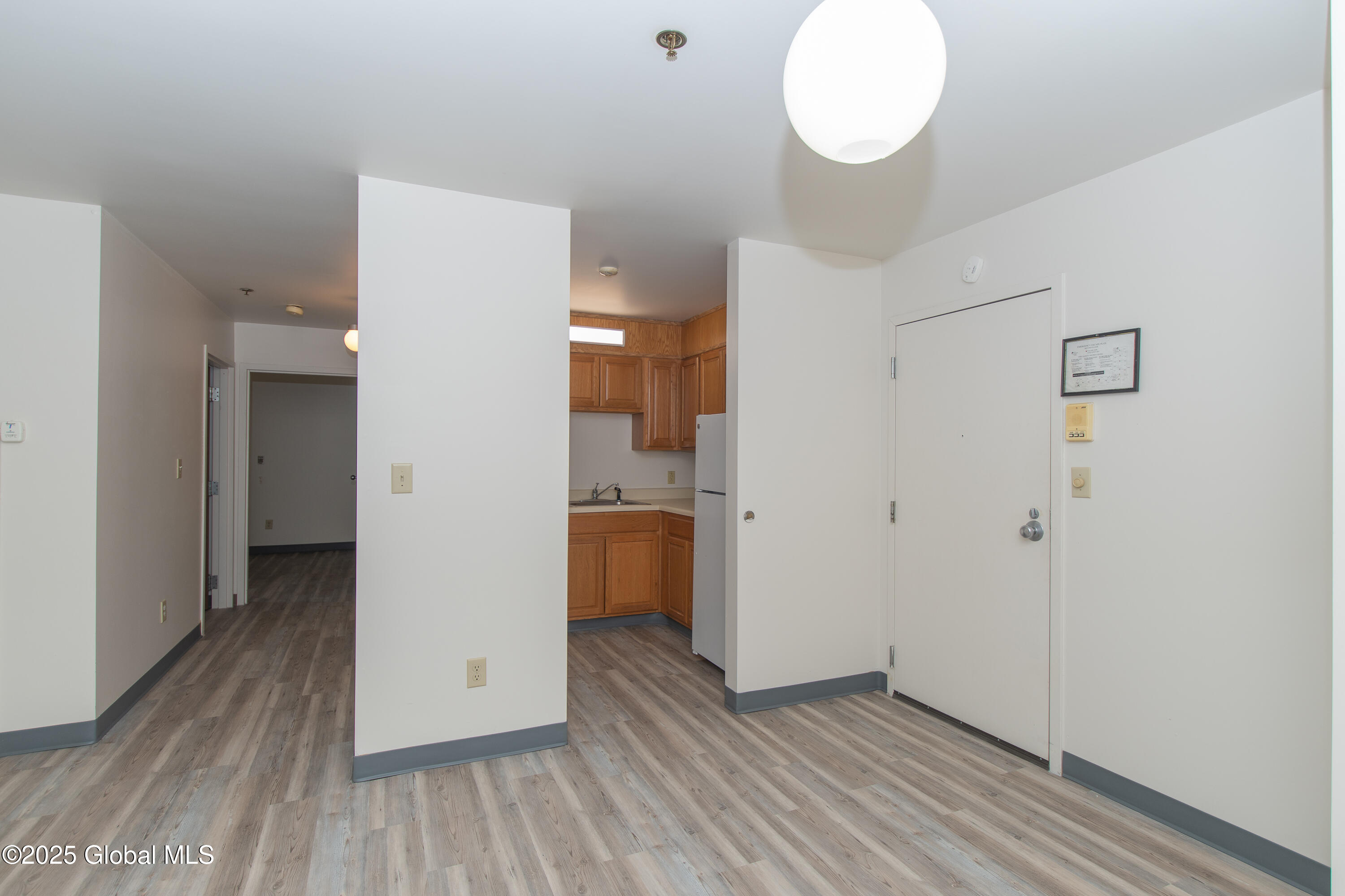 2006 Central Avenue, Unit 105 Colonie, NY 12205 - Photo 7 of 17 2Entry 2