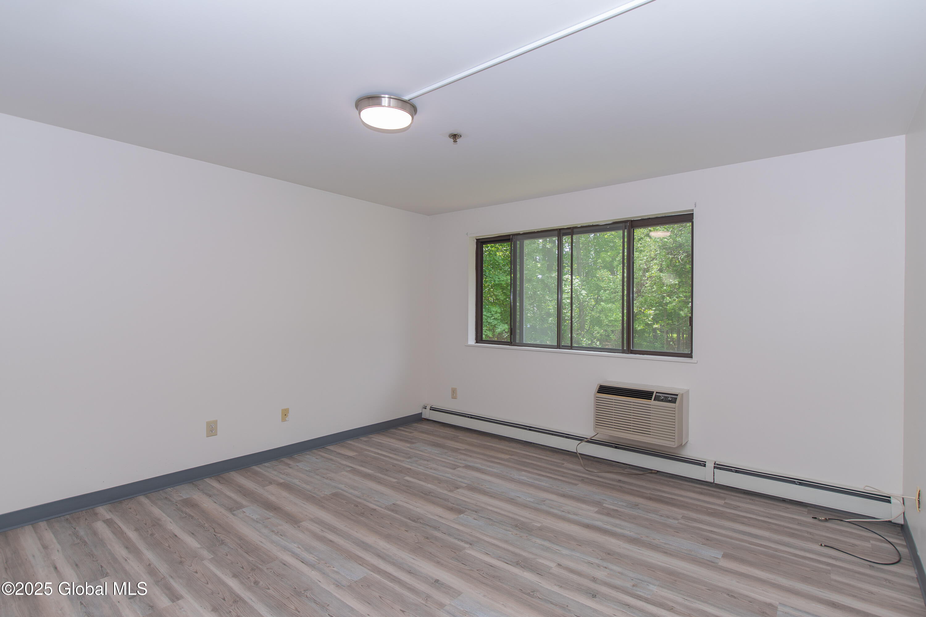 2006 Central Avenue, Unit 105 Colonie, NY 12205 - Photo 8 of 17 3Living 1