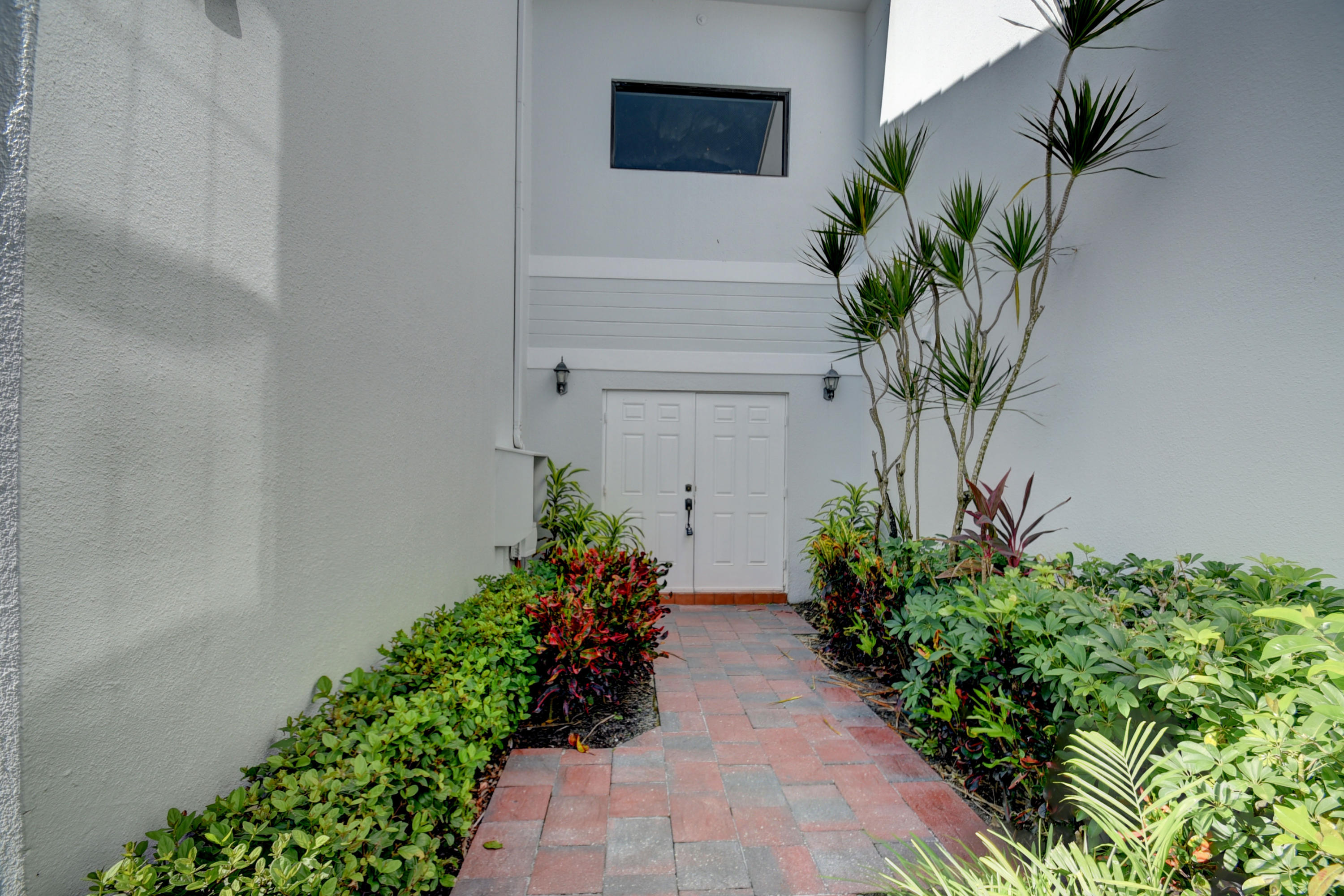 6229 Old Court Road, Unit 105 Boca Raton, FL 33433 - Photo 3 of 26 Virtuals1 (3)