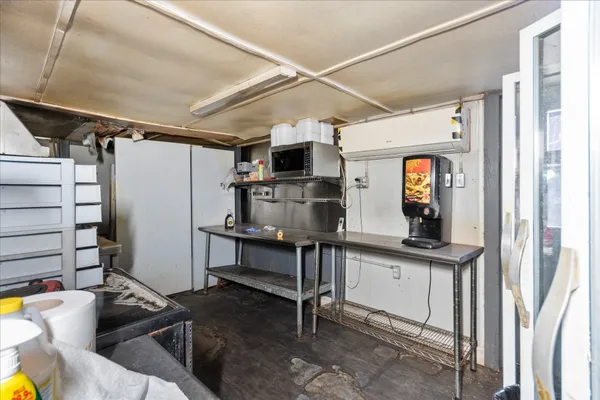 $330,000 | 4360 Salem Road, Minor Hill, TN 38473