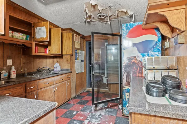 $330,000 | 4360 Salem Road, Minor Hill, TN 38473