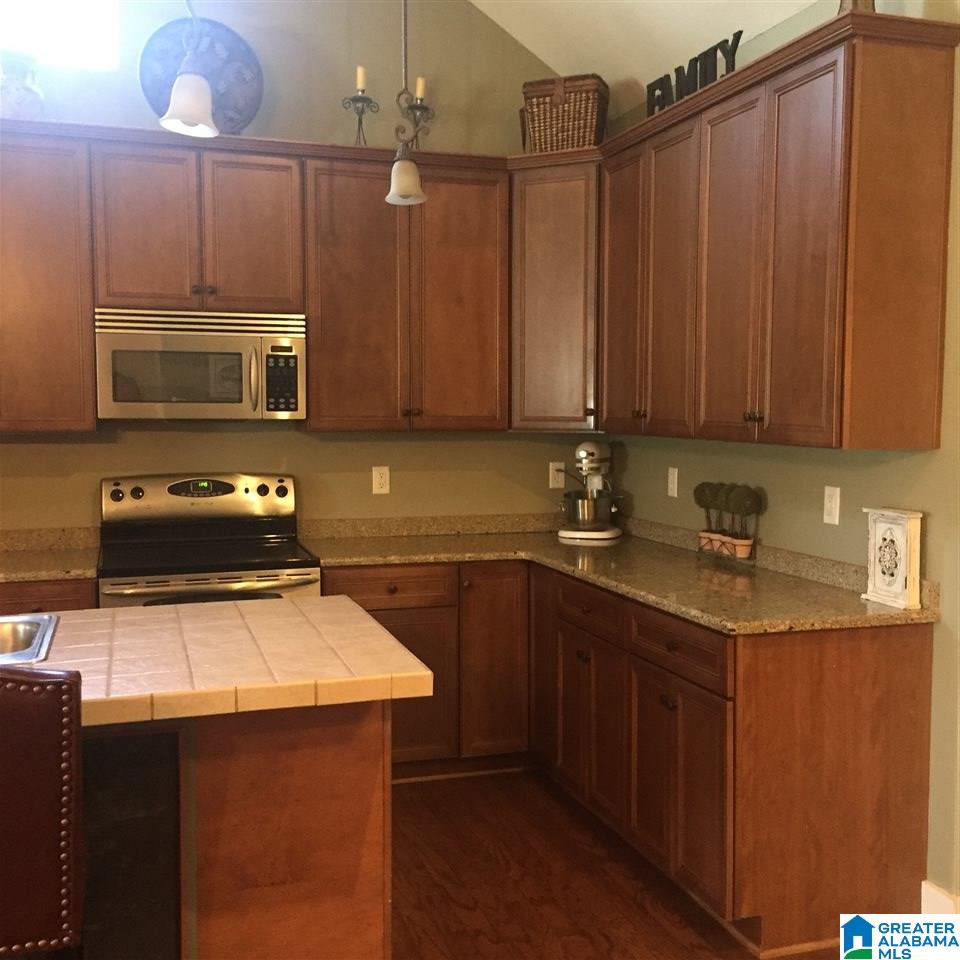 161 Robin Street Calera, AL 35040 - Photo 9 of 46