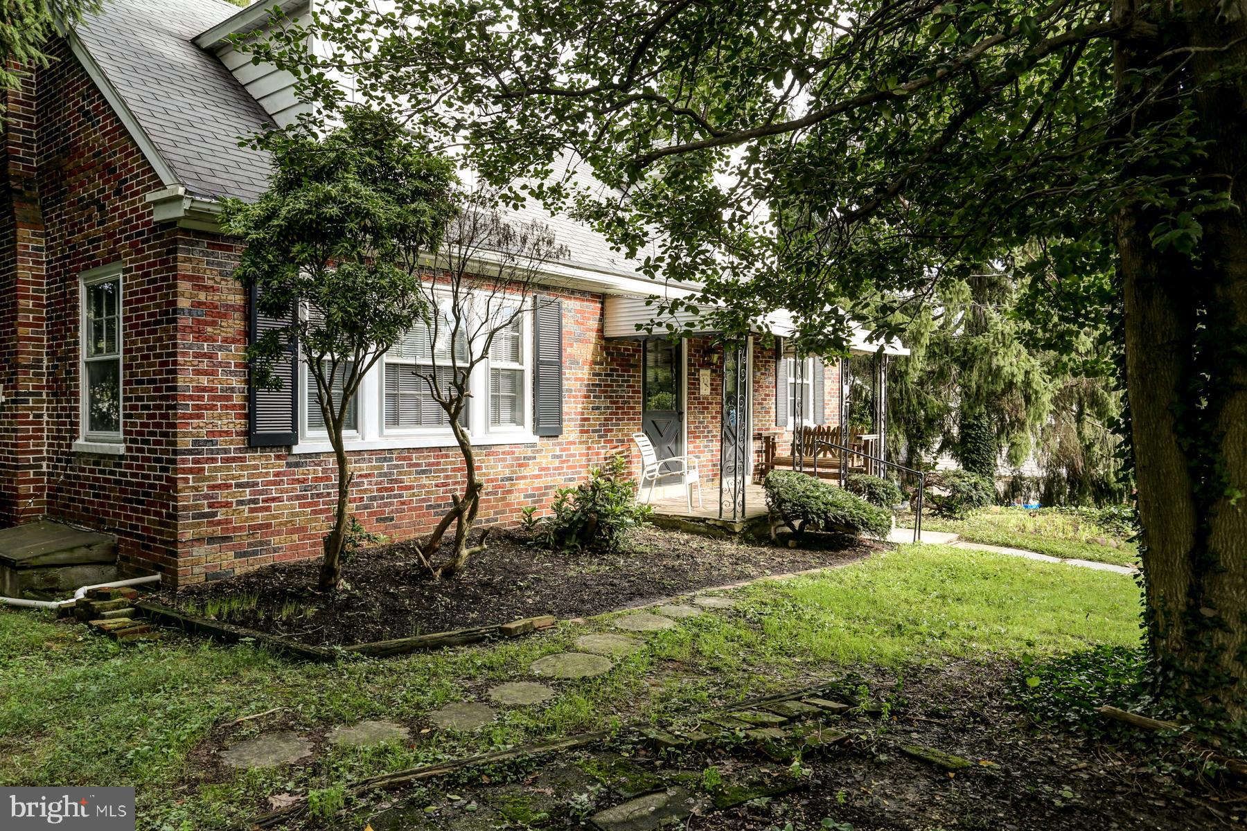 724 Rohrer Avenue Lancaster, PA 17601 - Photo 2 of 17 Gallery Image 2