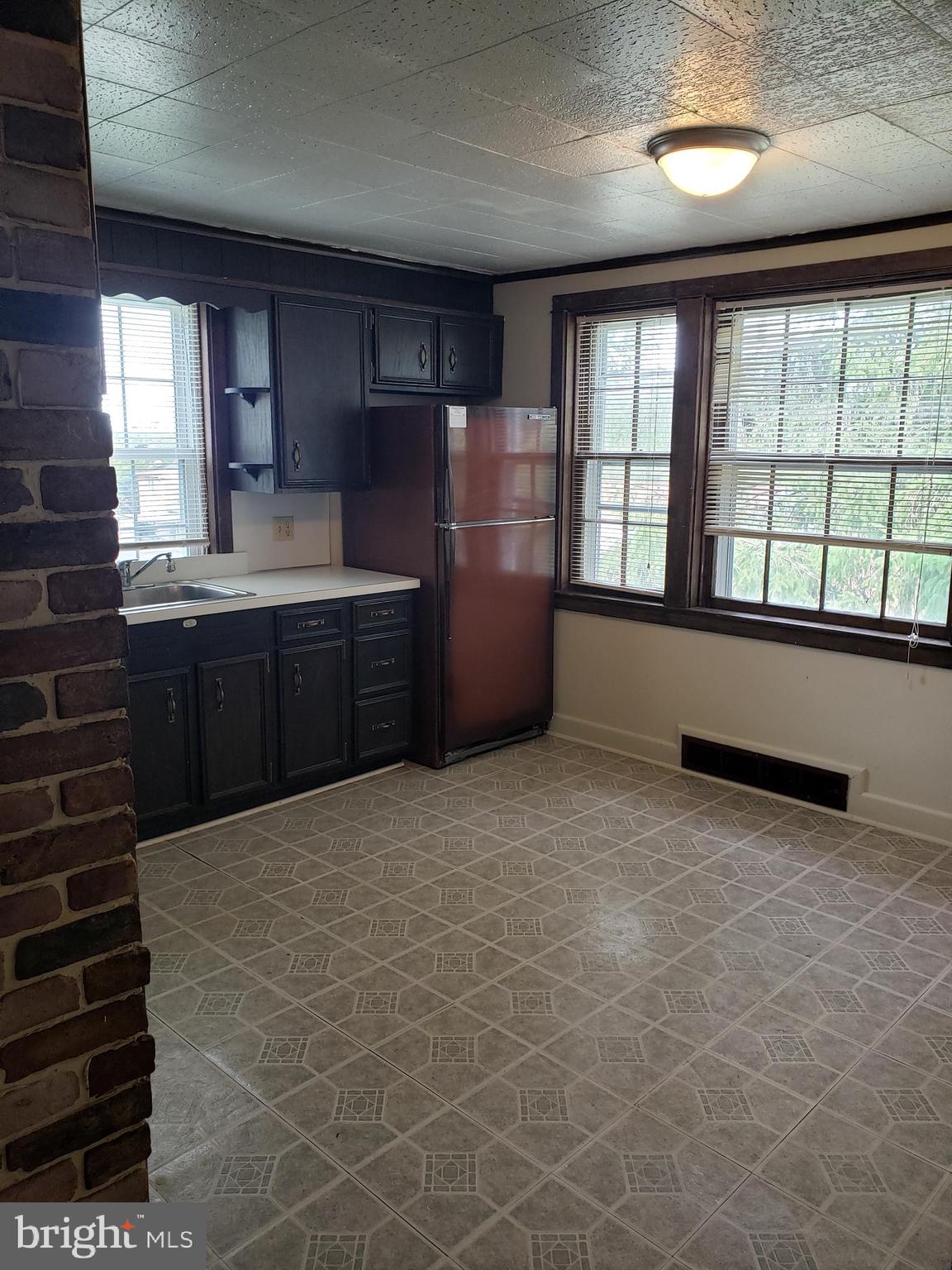 724 Rohrer Avenue Lancaster, PA 17601 - Photo 8 of 17 Gallery Image 8