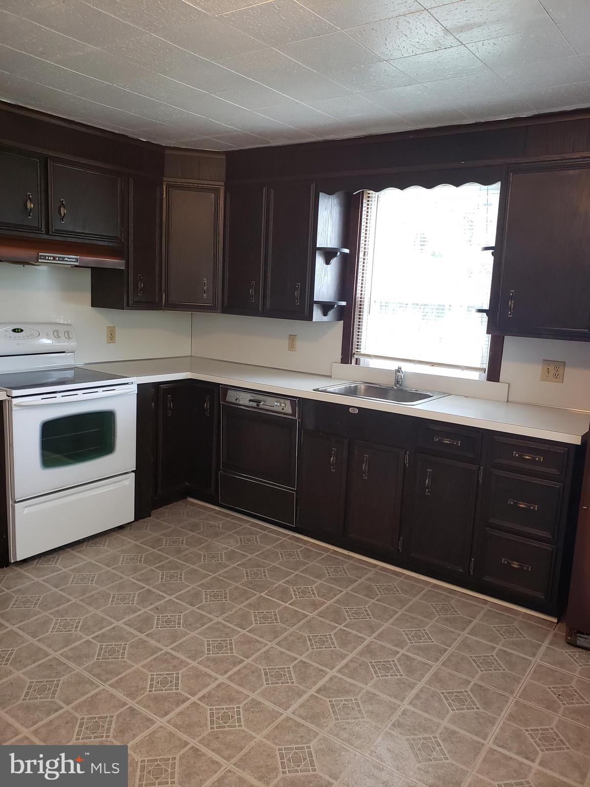 724 Rohrer Avenue Lancaster, PA 17601 - Photo 9 of 17 Gallery Image 9