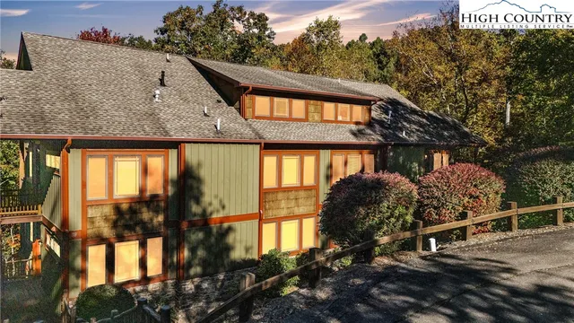 $625,900 | 89 Springhouse Drive, Unit A4, Elk Park, NC 28622