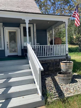 $279,900 | 14268 Main Street, French Gulch, CA 96033