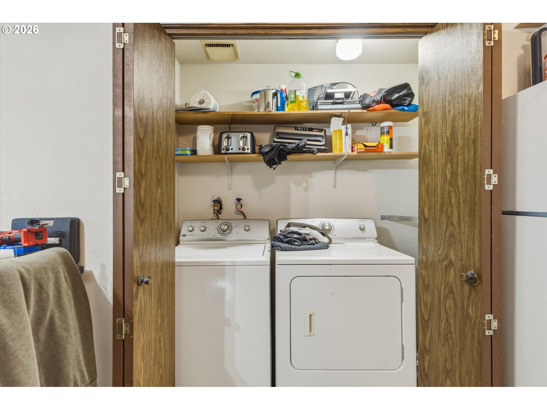 360 24th Avenue Longview, WA 98632 - Photo 12 of 36 Laundry