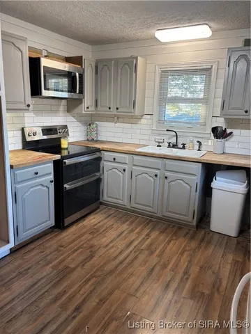 $199,900 | 7332 Evanston Avenue Northeast, Lanesville, IN 47136