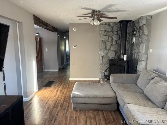 $199,900 | 7332 Evanston Avenue Northeast, Lanesville, IN 47136