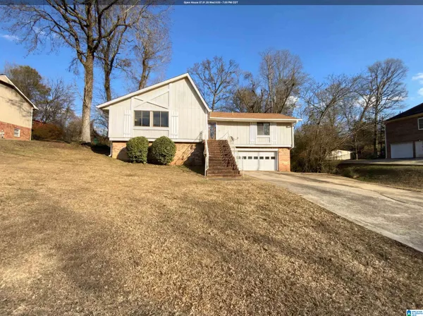 $218,000 | 1111 3rd Lane, Pleasant Grove, AL 35127