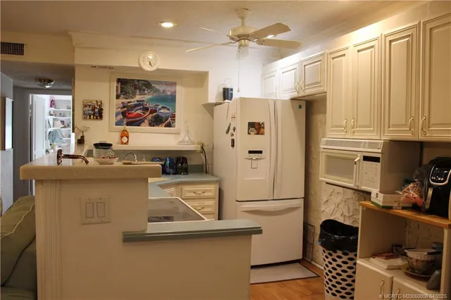 $217,900 | 2600 South Kanner Highway, Unit A5, Stuart, FL 34994