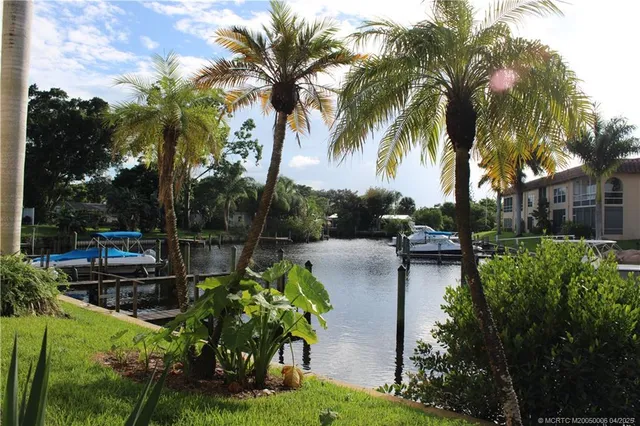 $217,900 | 2600 South Kanner Highway, Unit A5, Stuart, FL 34994