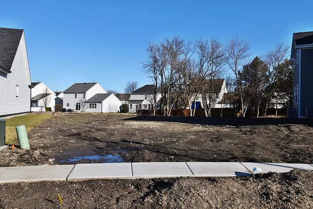 $629,900 | 4012 Faith Lane, St. Charles, IL 60174