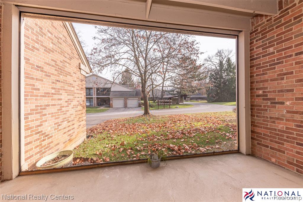 29705 Pine Ridge Circle, Unit 35 Farmington Hills, MI 48331 - Photo 11 of 29