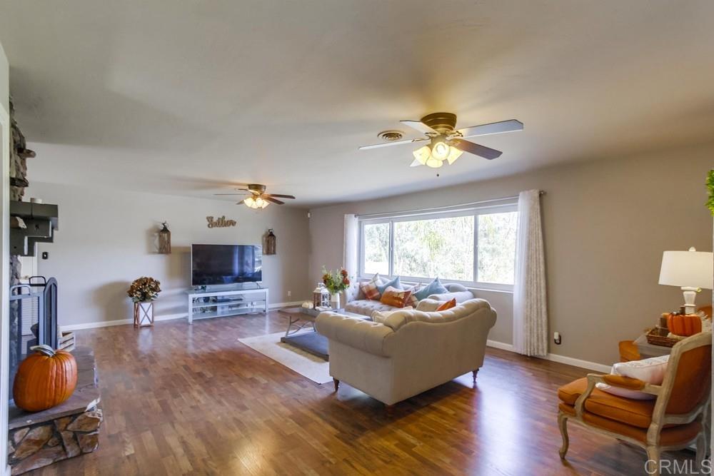 8920 Lakeview Road Lakeside, CA 92040 - Photo 3 of 25 Gallery Image 3