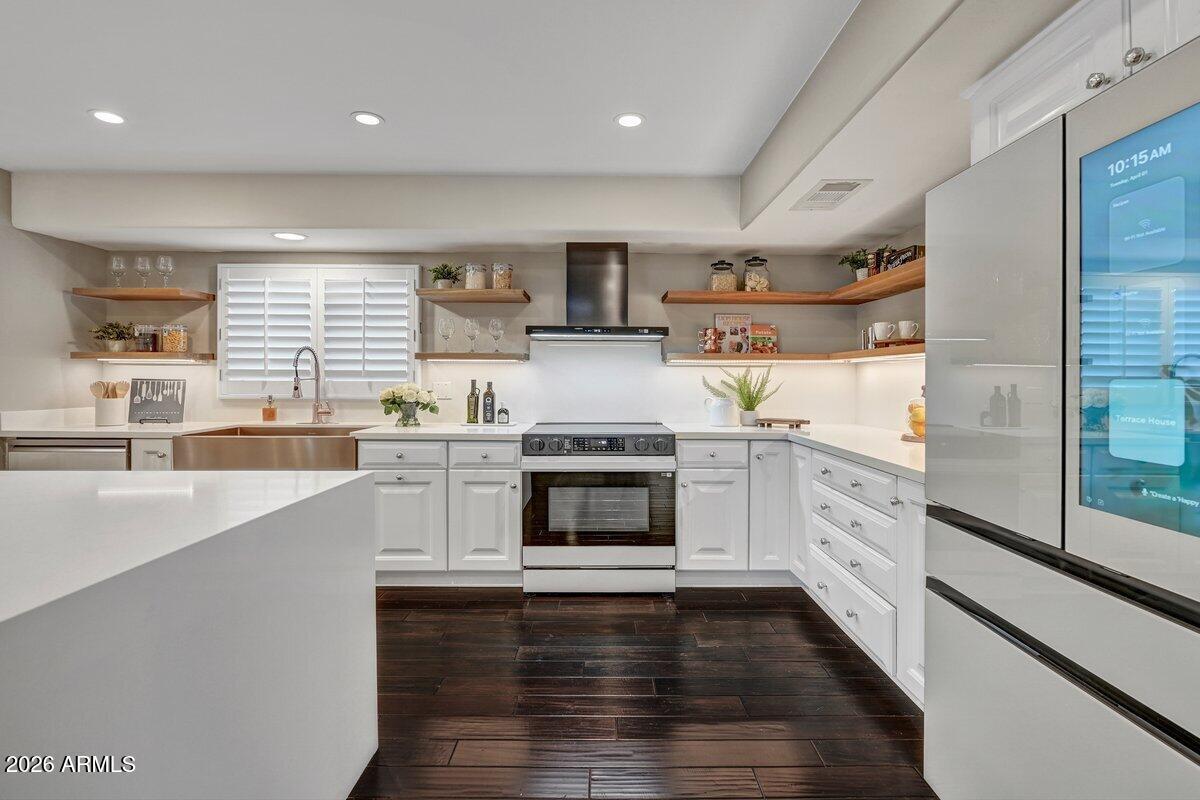 3307 South Terrace Road Tempe, AZ 85282 - Photo 11 of 26 Kitchen Detail II