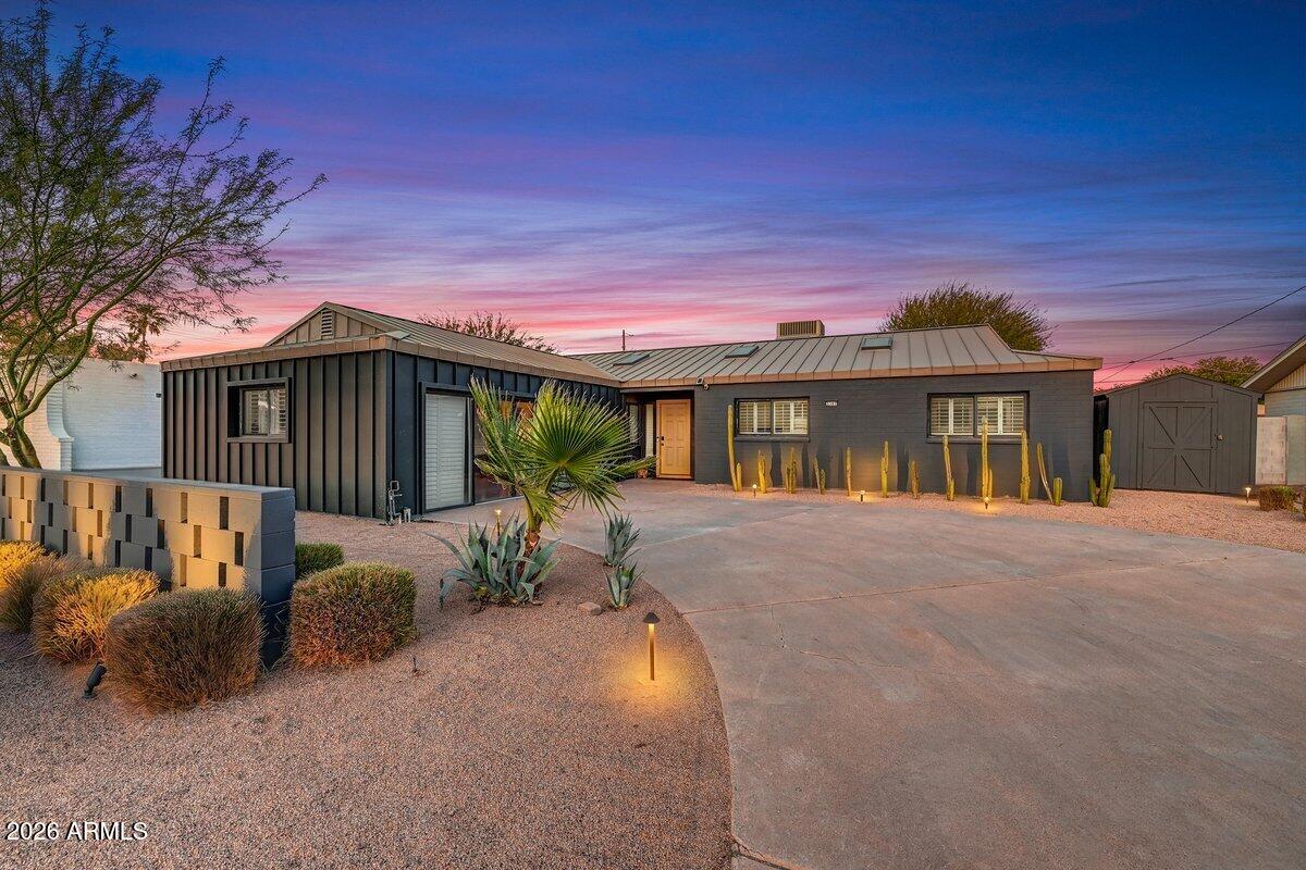 3307 South Terrace Road Tempe, AZ 85282 - Photo 23 of 26 Front