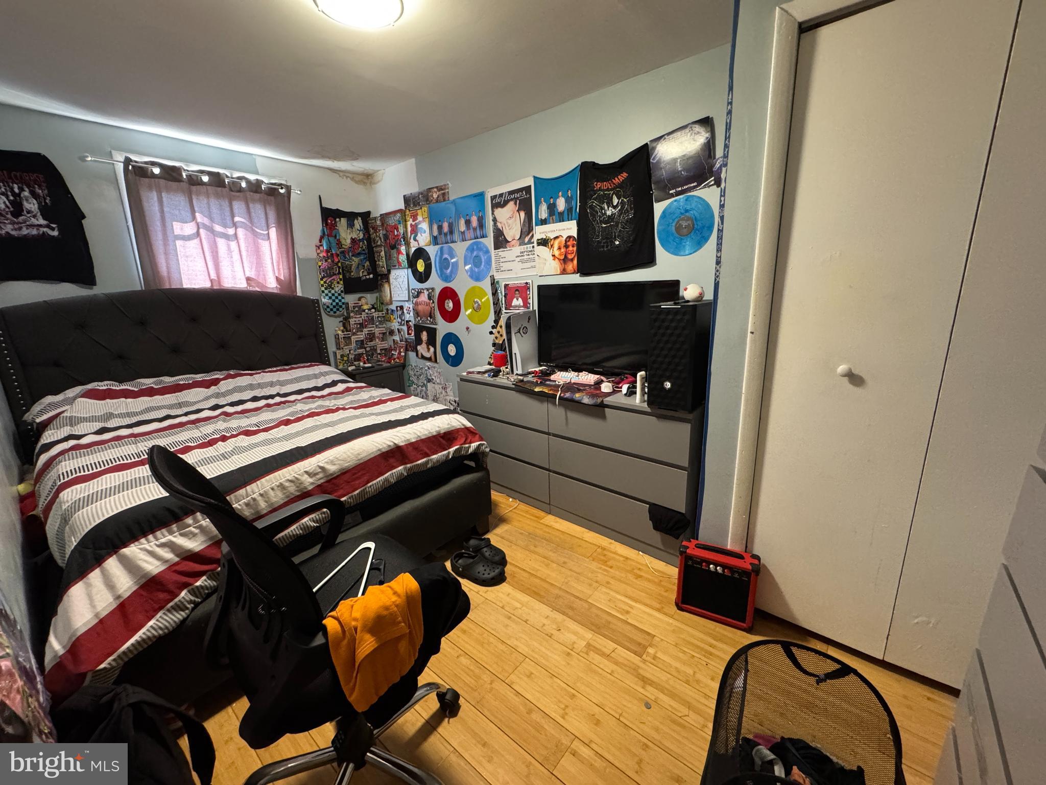 1234 Greeby Street Philadelphia, PA 19111 - Photo 11 of 18 a bedroom with a bed and dresser