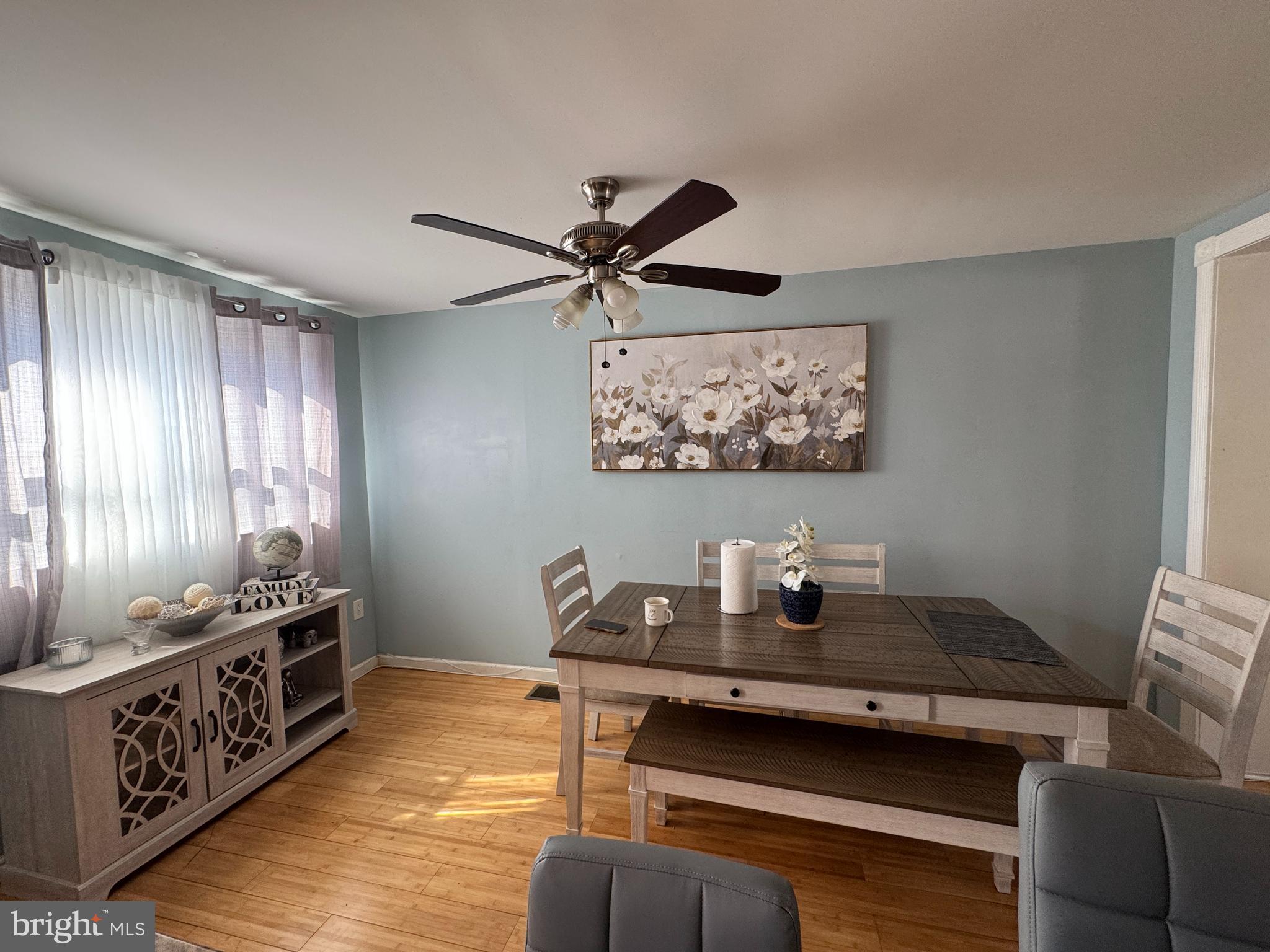 1234 Greeby Street Philadelphia, PA 19111 - Photo 5 of 18 a view of a workspace with furniture and a window