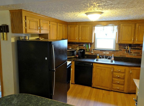2 Middlesex Road Sharon, MA 02067 - Photo 6 of 14 Gallery Image 6