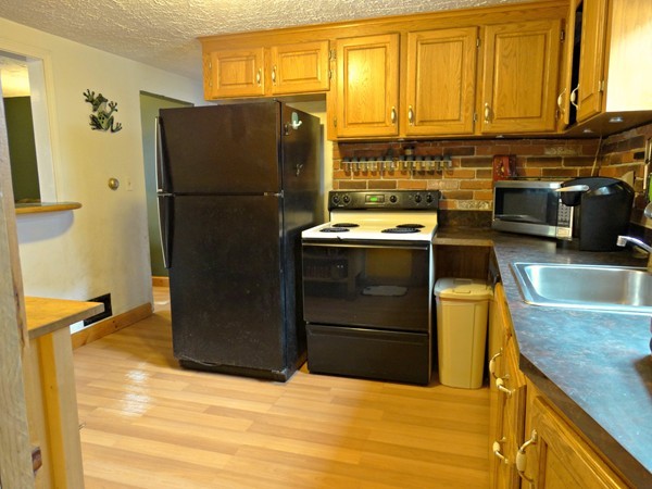 2 Middlesex Road Sharon, MA 02067 - Photo 8 of 14 Gallery Image 8