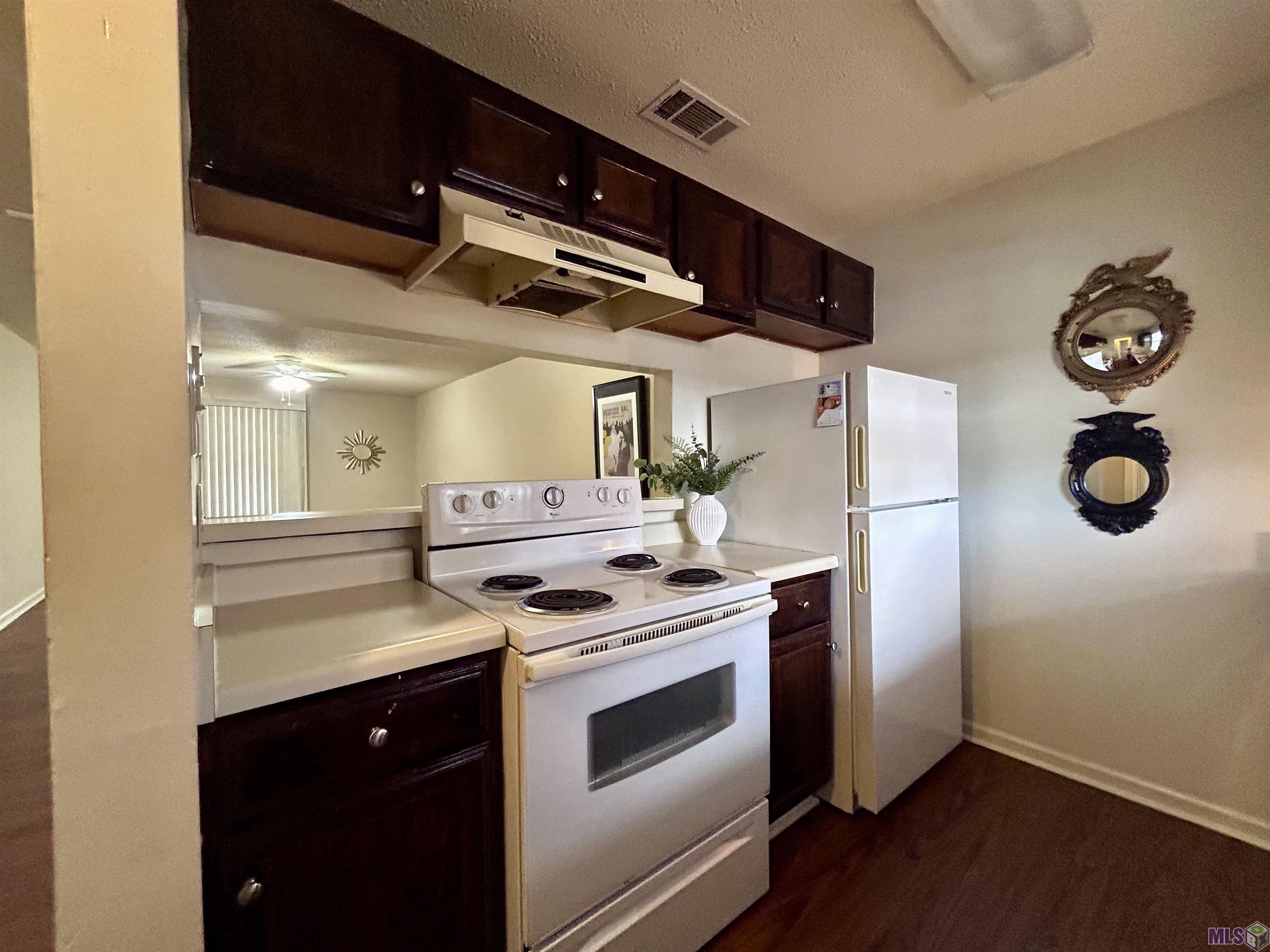 1826 South Brightside View Drive, Unit G Baton Rouge, LA 70820 - Photo 2 of 17 Gallery Image 2