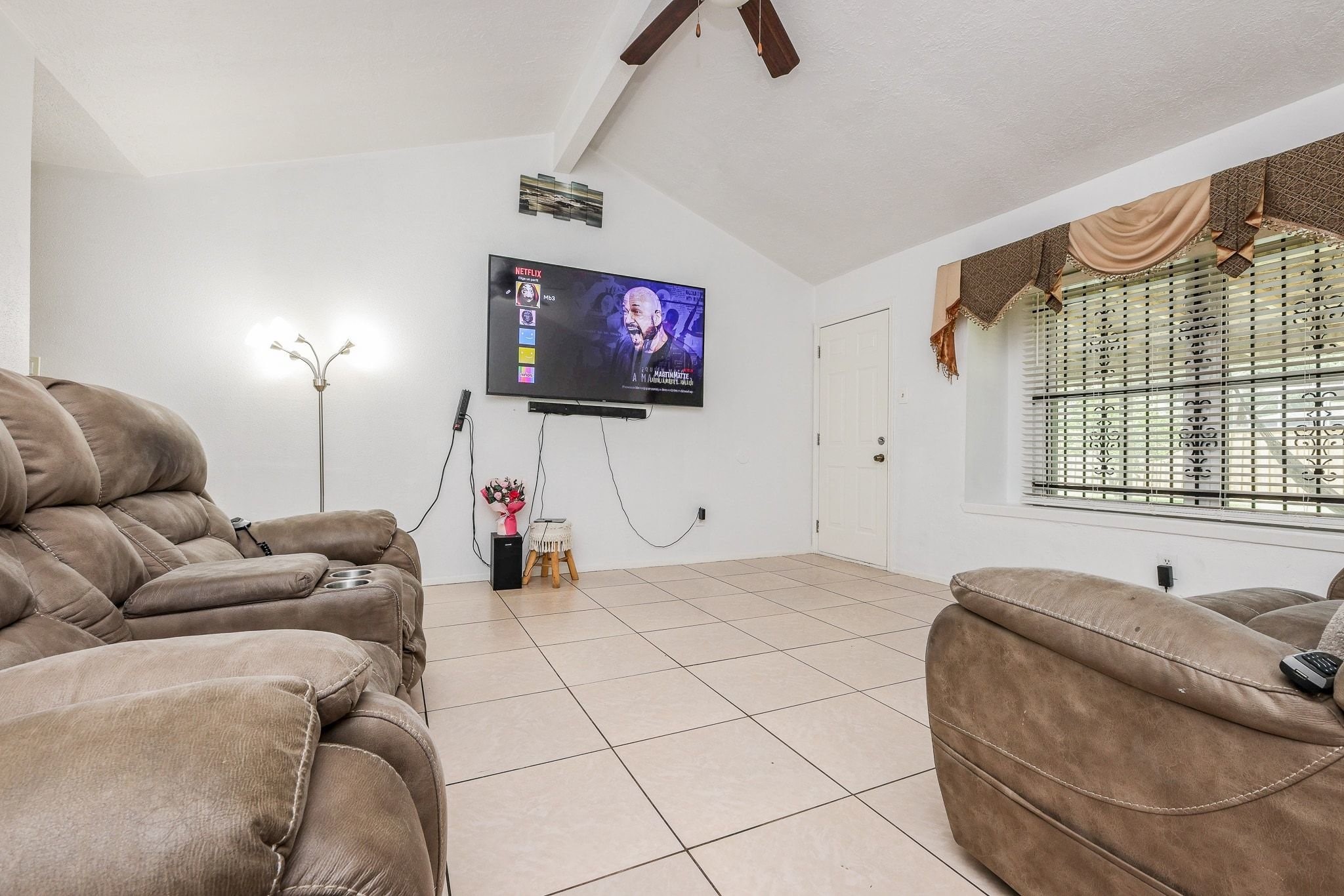5146 Court Road Houston, TX 77053 - Photo 2 of 20